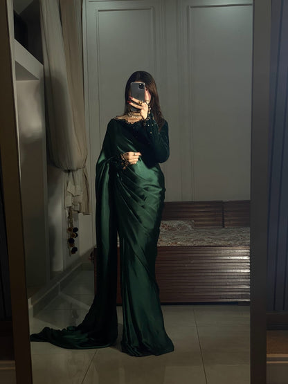 Inaya - Ready-to-Wear Silk Saree with Velvet Blouse in Emerald Green by SEHZA