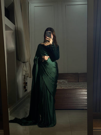 Inaya - Ready-to-Wear Silk Saree with Velvet Blouse in Emerald Green by SEHZA