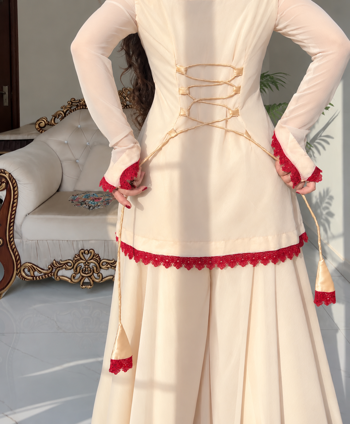 Ivory Elegance – Scarlet Lace 3-Piece