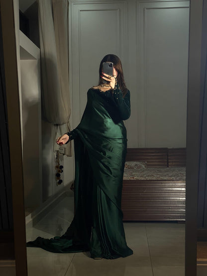 Inaya - Ready-to-Wear Silk Saree with Velvet Blouse in Emerald Green by SEHZA